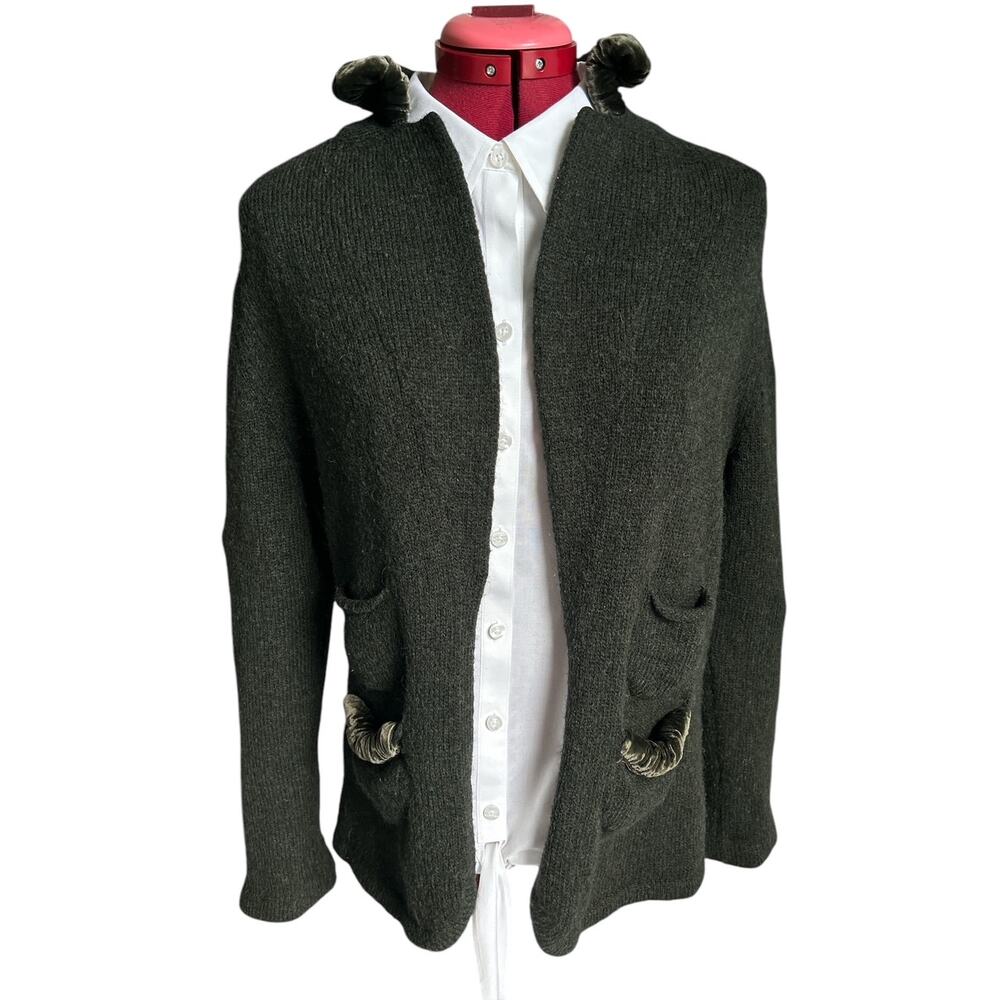 D. Exterior Large Wool Blend Forest Green Velvet Collar & Pockets Details Italy